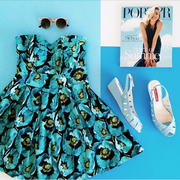 bright blue floral poppy print mini dress - Picture 1 of 9